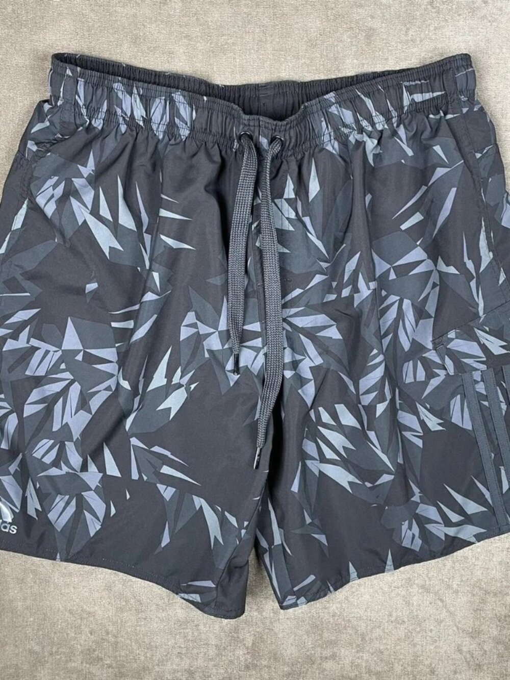 Adidas Sportswear Grey Blue Pattern Beach Shorts Mens L